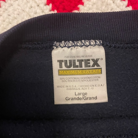 DISNEY CREWNECK - Picture 2 of 2